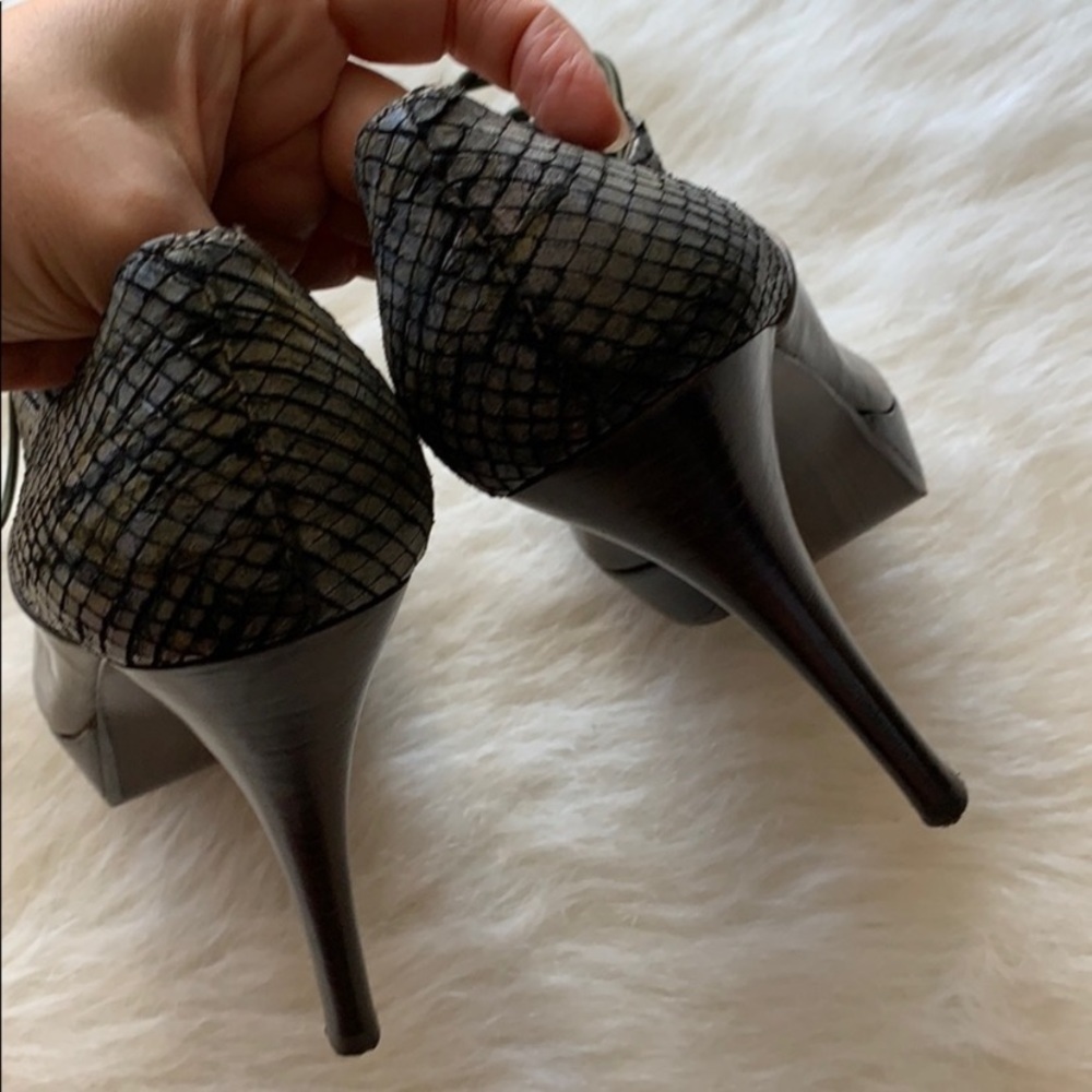 Stuart Weizman | Textured Peep Toe Mermaid Heel - image 8